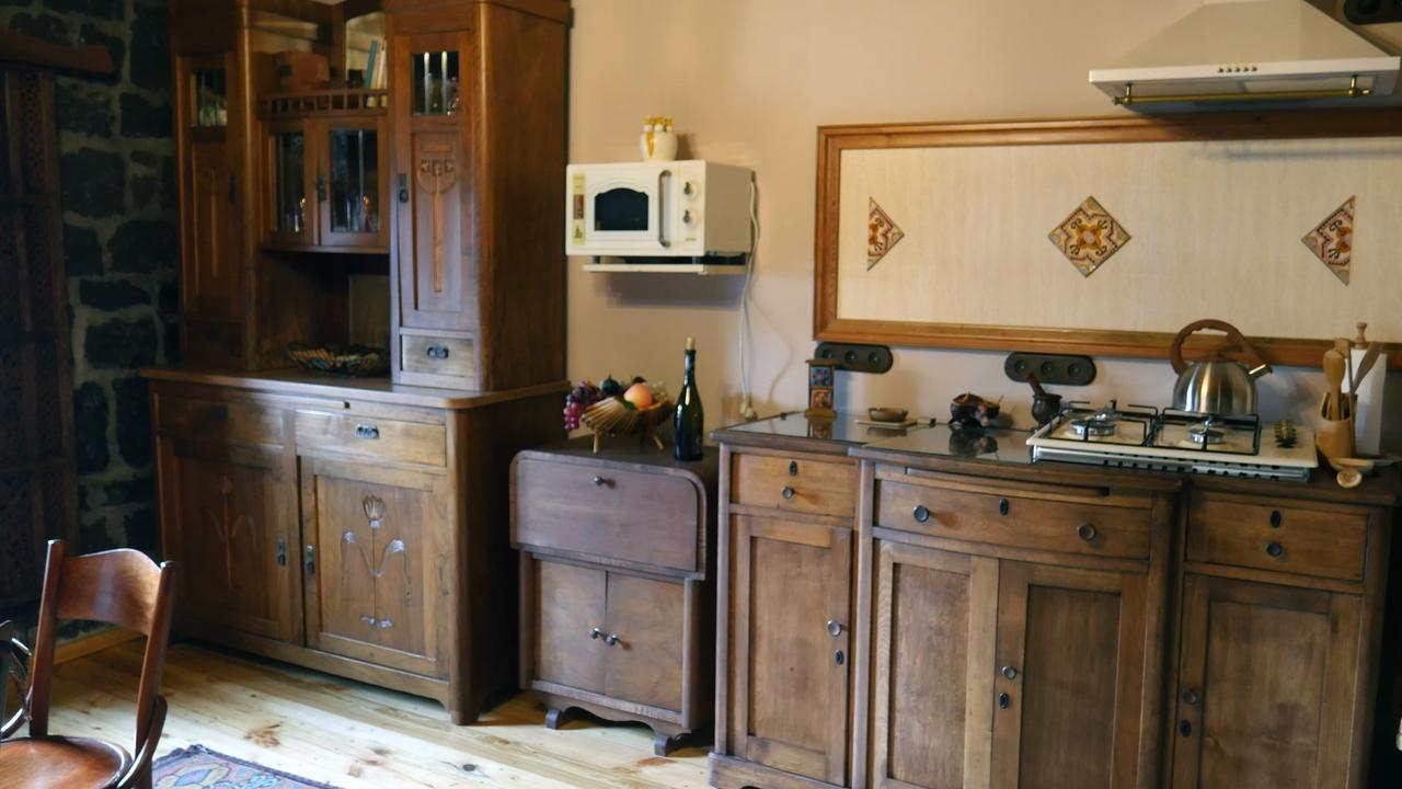 ギュムリ Hye Aspet Հայ Ասպետ Bed & Breakfast エクステリア 写真