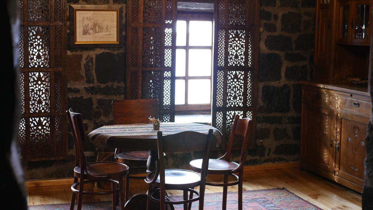 ギュムリ Hye Aspet Հայ Ասպետ Bed & Breakfast エクステリア 写真