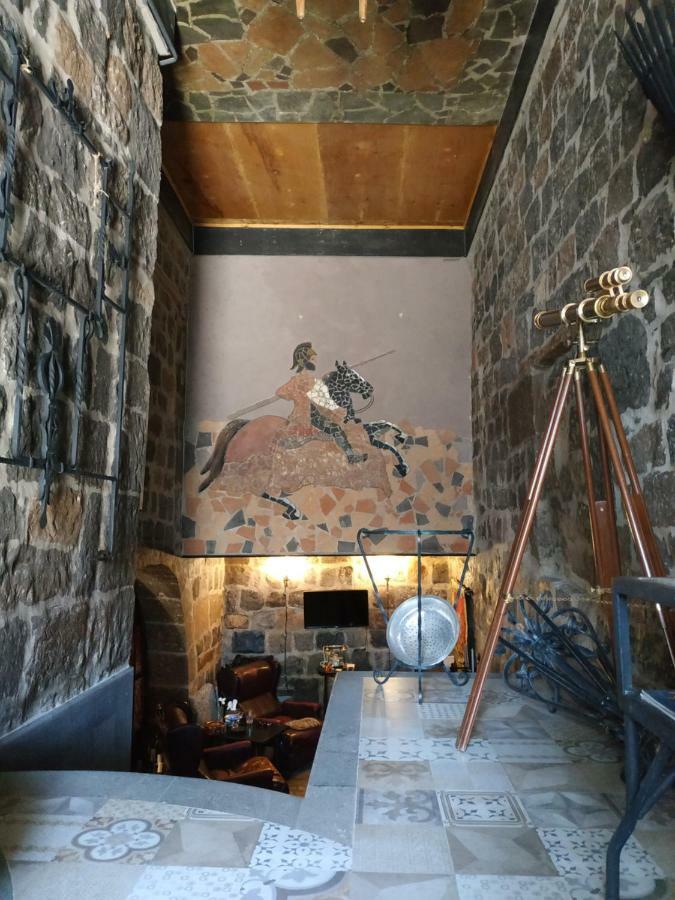 ギュムリ Hye Aspet Հայ Ասպետ Bed & Breakfast エクステリア 写真
