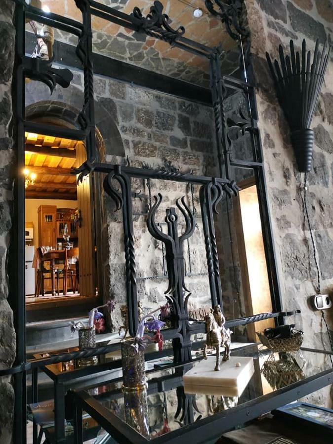 ギュムリ Hye Aspet Հայ Ասպետ Bed & Breakfast エクステリア 写真